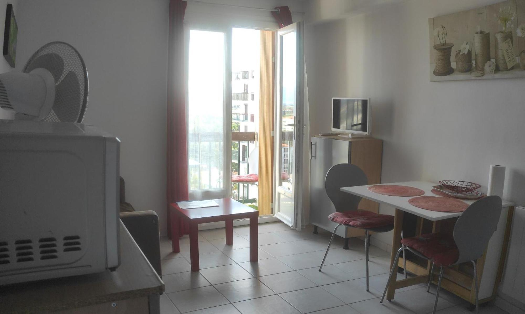 Appartamento T2 30M2 Au Calme, Vue Montagnes, Apercu Mer Perpignano Esterno foto